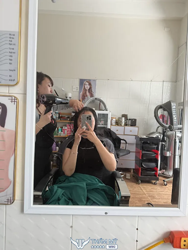 BEAUTY SALON LINH LY (Gội đầu massage,Thiết kế Tóc, Chăm sóc Da, vai gáy,...)