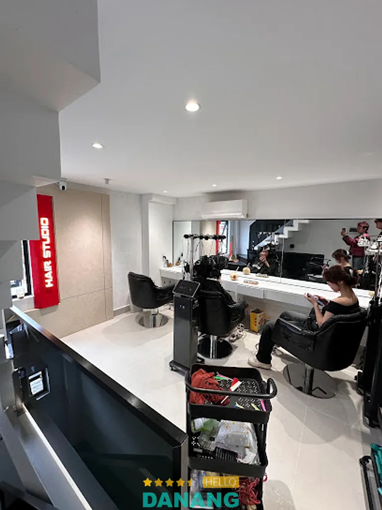 Hai Stylist: 43B Nguyễn Thế Lộc, phường An Hải
