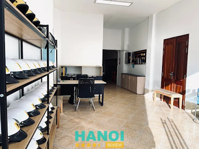 MOTOGO Tours: 1081 Hồng Hà, Hoàn Kiếm