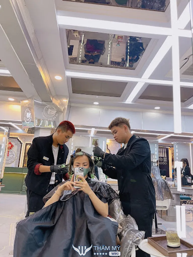 Salon Tú Ka Wa - Tân Phú