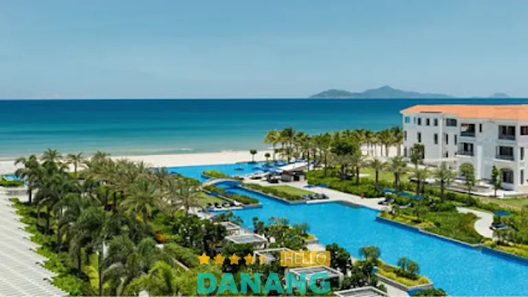 Sheraton Grand Danang Beach Resort & SPA: 35 Trường Sa, Ngũ Hành Sơn