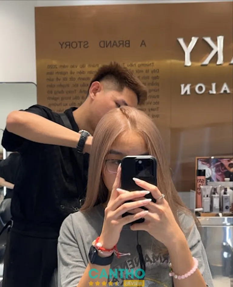 Traky Hair Salon: 133 Trần Hưng Đạo, Ninh Kiều