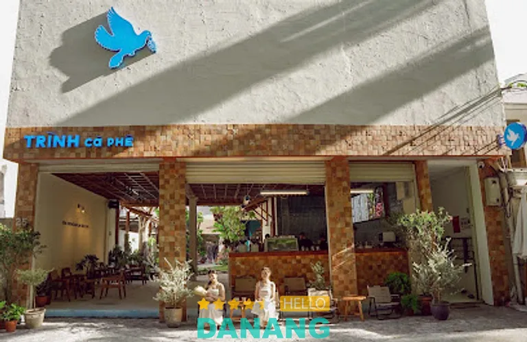Trình Cà Phê: 25 Phạm Hồng Thái, Hải Châu