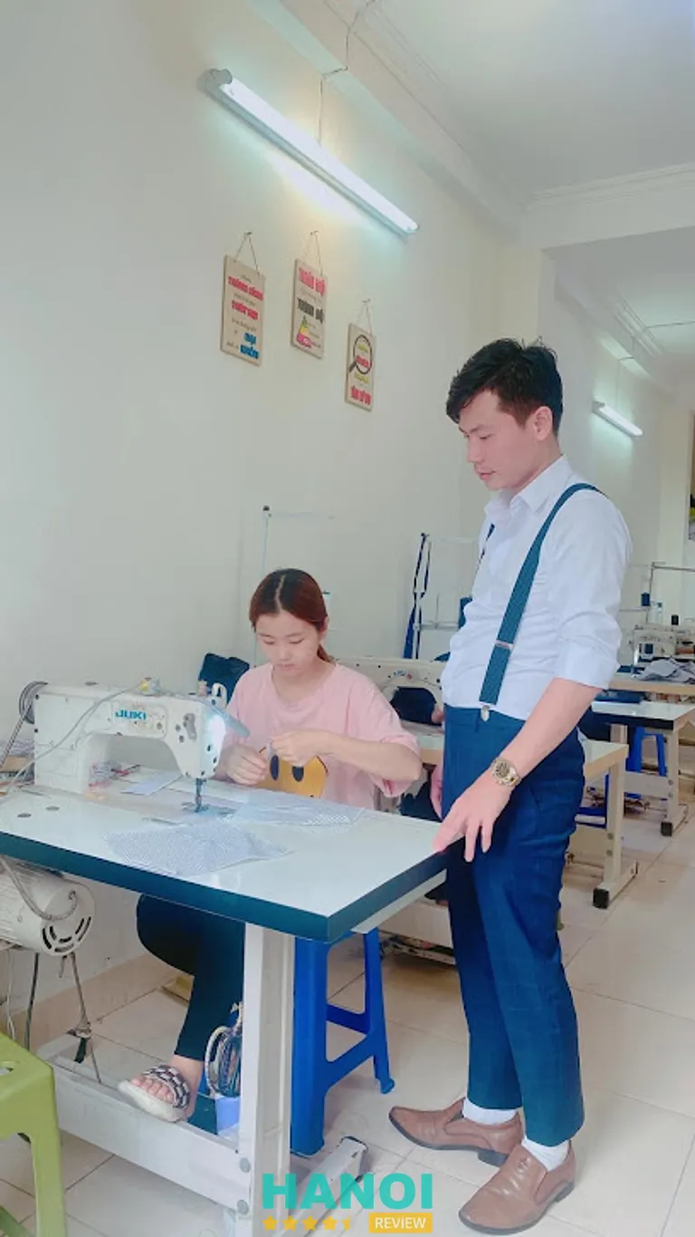 Vest Nguyễn: 35 Phạm Thận Duật, phường Nghĩa Đô